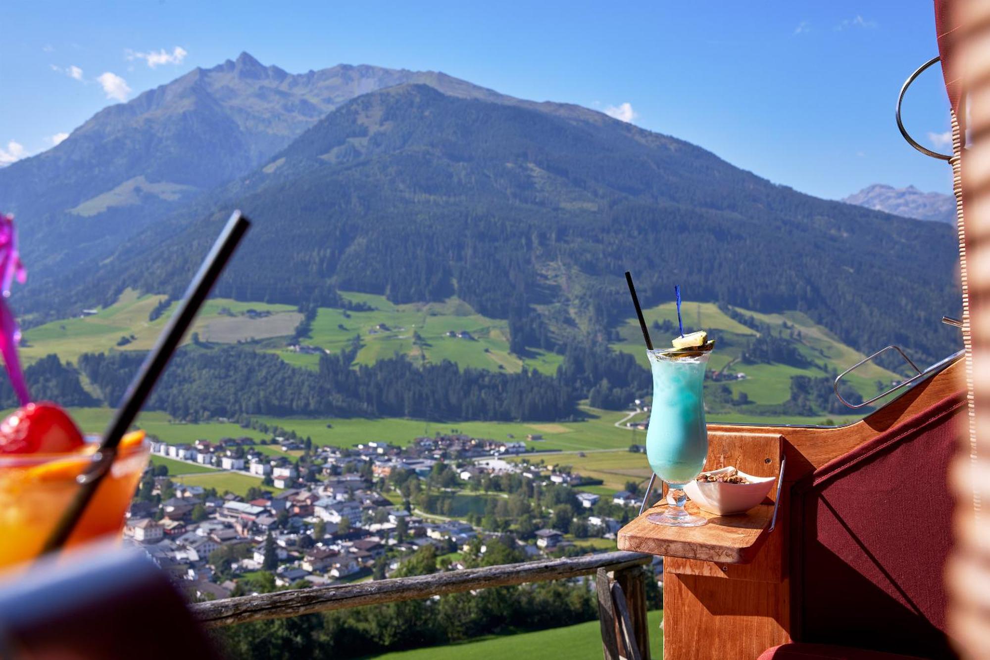 Schloss 4*